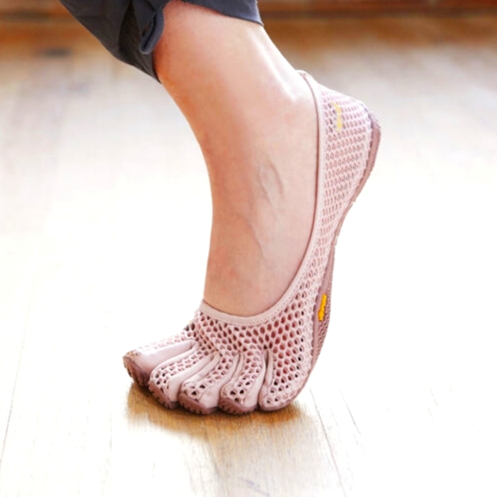 Vibram five fingers size 38